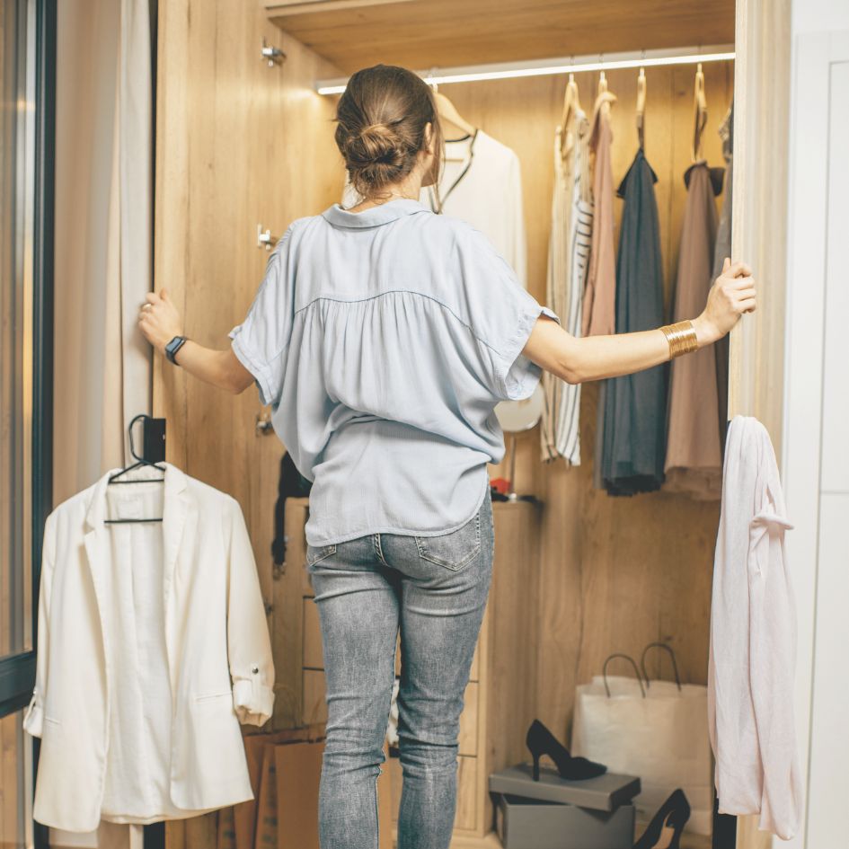 Essential Items For A Minimalist Lifestyle And Wardrobe